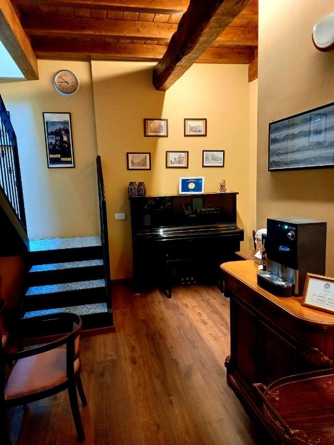 Carlito'S Trattoria Con Alloggio Vertemate Zewnętrze zdjęcie
