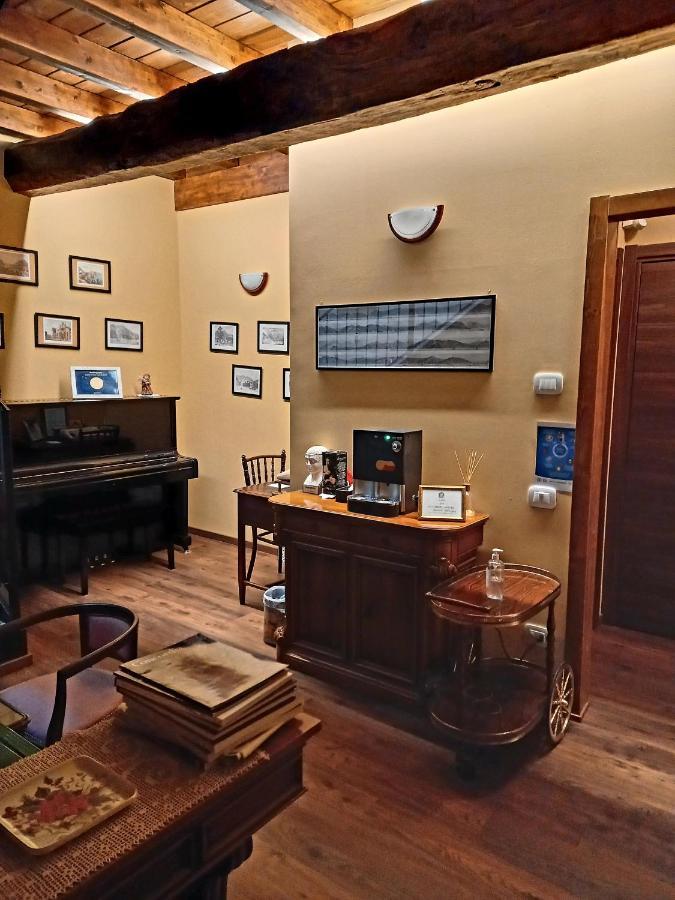 Carlito'S Trattoria Con Alloggio Vertemate Zewnętrze zdjęcie