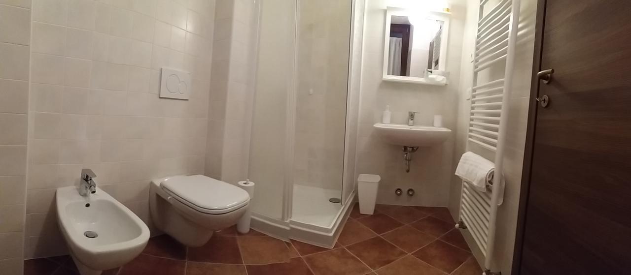Carlito'S Trattoria Con Alloggio Vertemate Zewnętrze zdjęcie